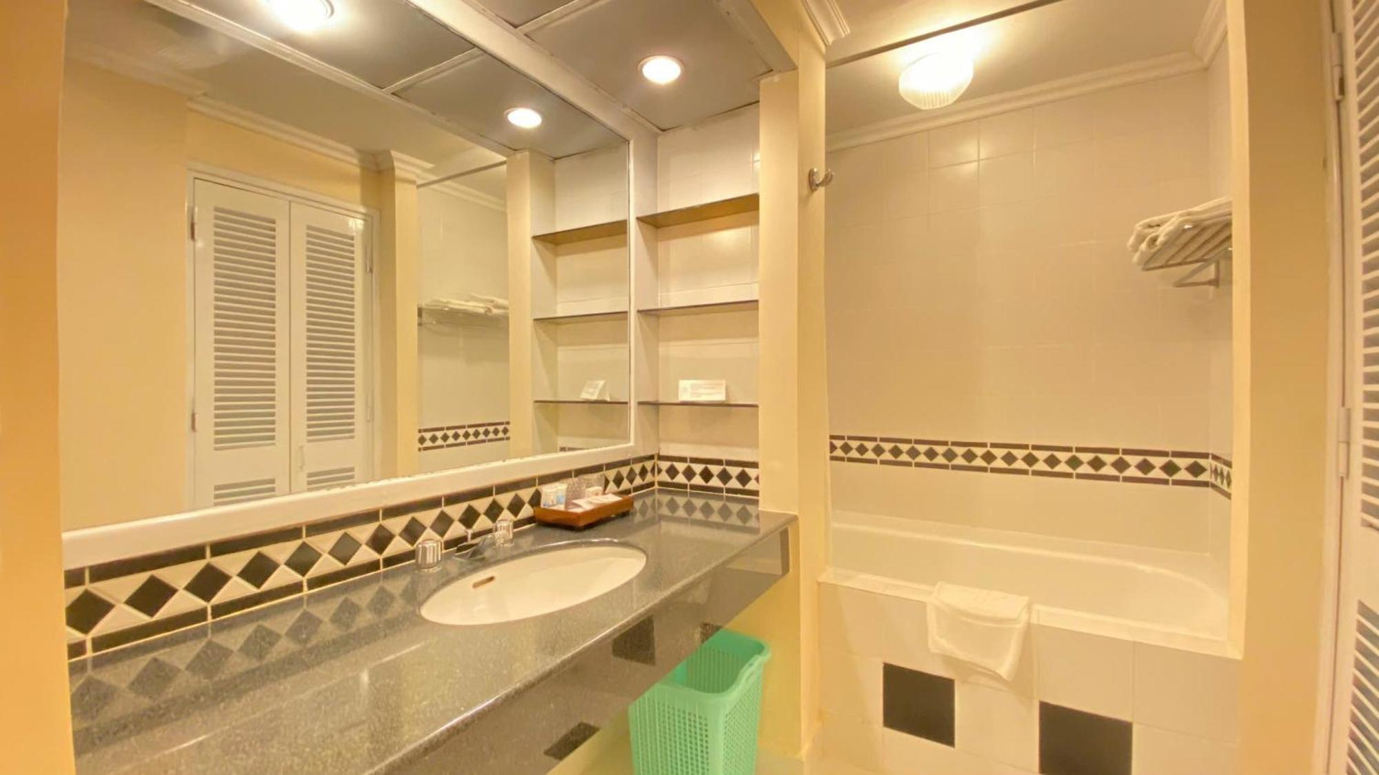 Ocean Sunrise Vung Tau Aparthotel Exterior photo